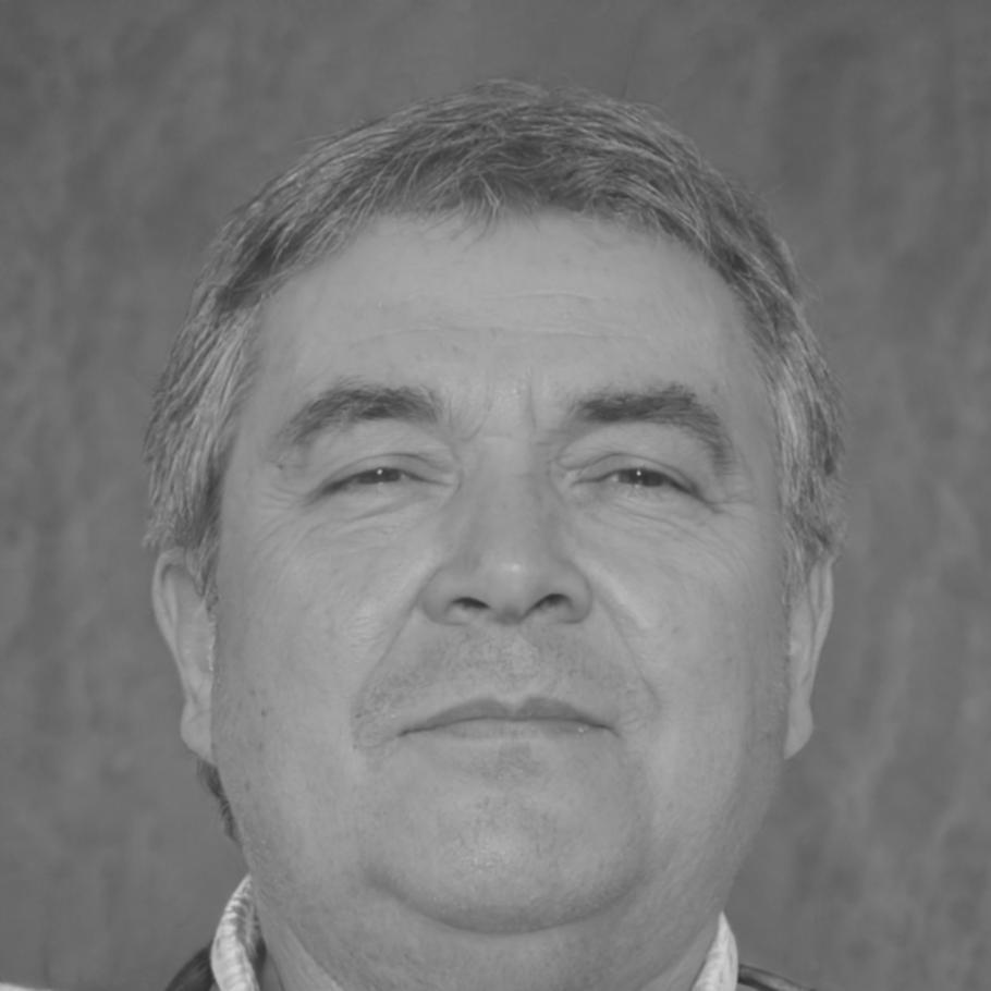 Финансовый консультант Михаил